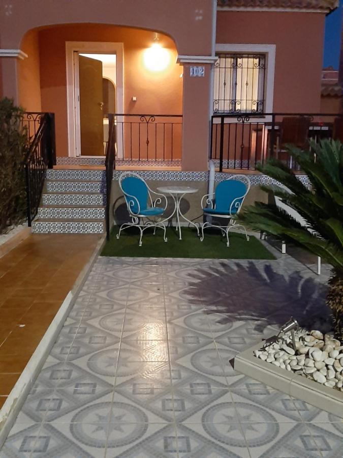 Casa Azul Los Montesinos Alicante Bagian luar foto