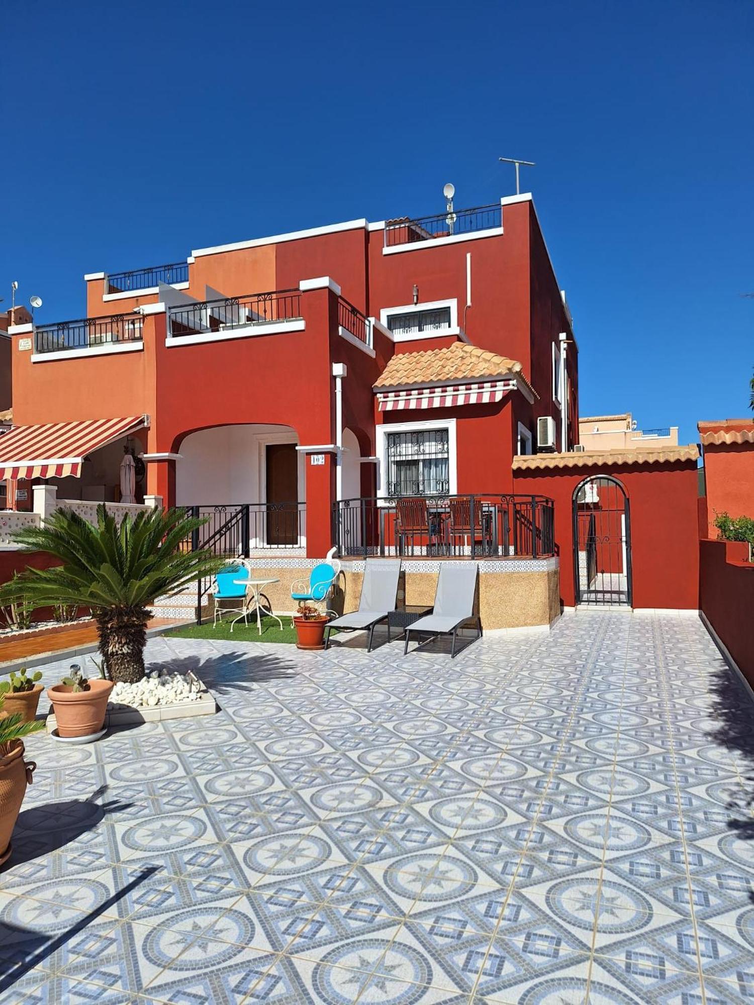 Casa Azul Los Montesinos Alicante Bagian luar foto